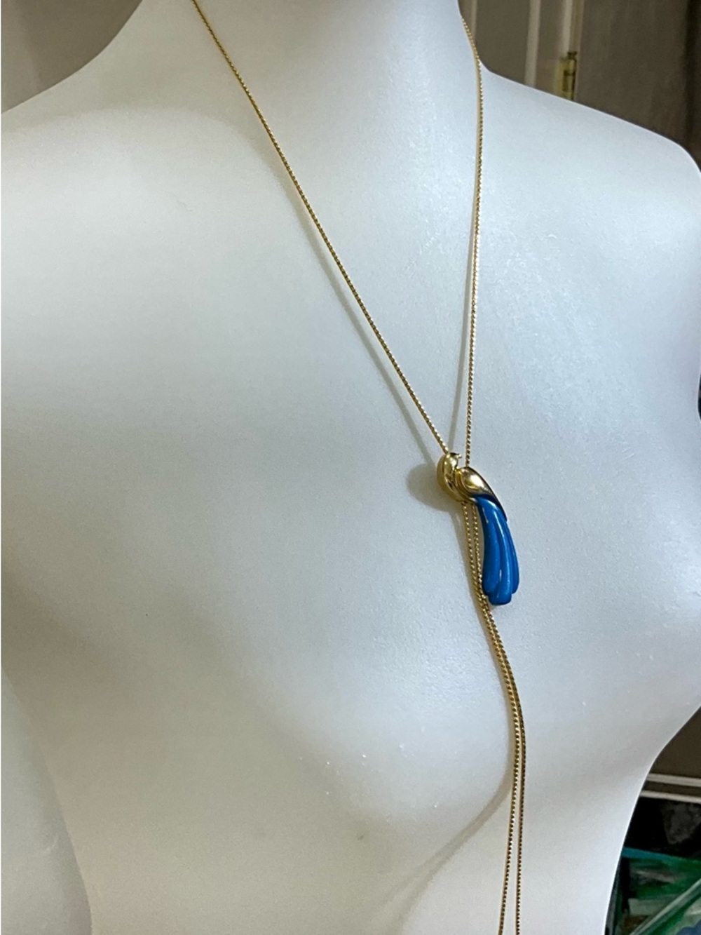 Vintage Biagi Gold Tone Metal Bird Lariat Look Necklace Blue Enamel Bird
